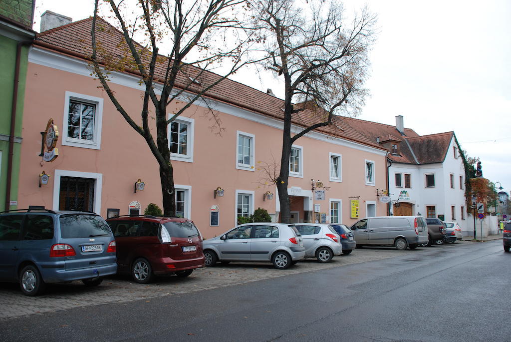 Gasthof Ludl Gross-Enzersdorf Exterior foto